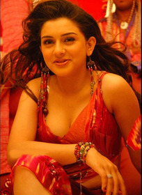 Haniska Romance With Arya In Crazy Haniska Romance With Arya In Crazy