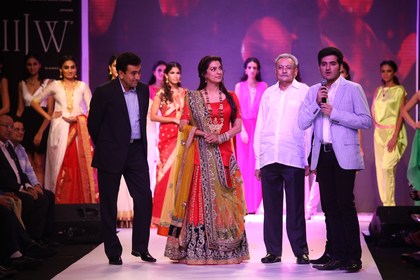 Day Three ended with Shrinar's Mangalsutra Collection at the IIJW 2013